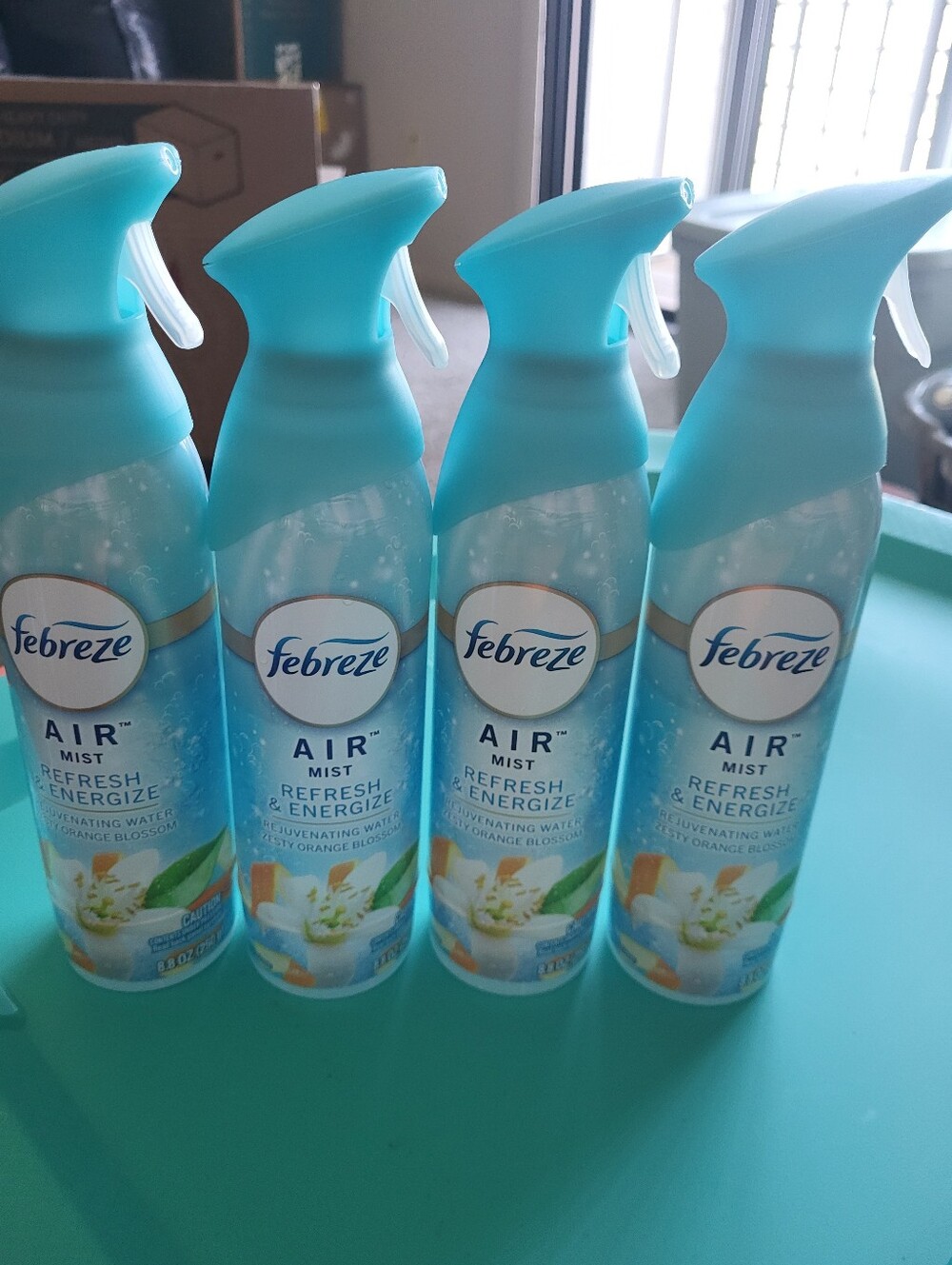 Febreze Refresh & Energize Air Mist